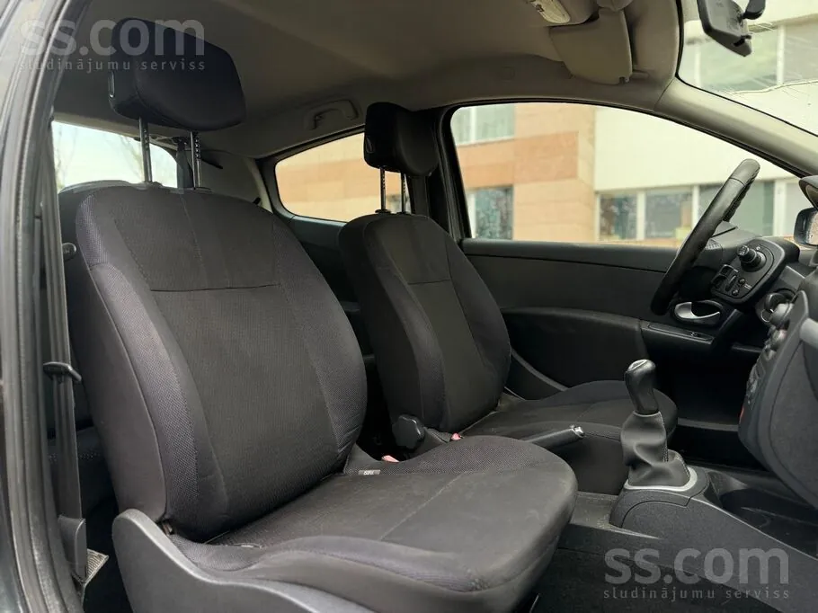 Renault Clio 2007 photo 5