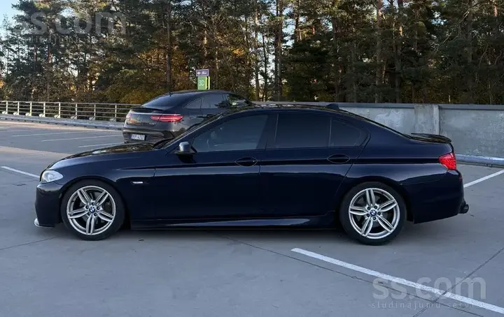 BMW 530 2010 photo 2