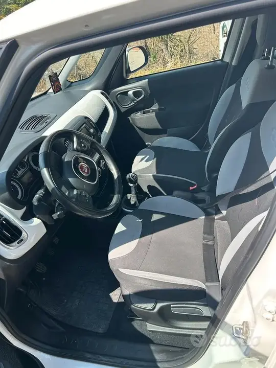 Fiat 500L 2016 photo 2