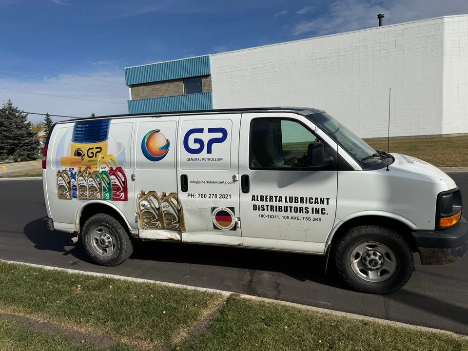 GMC Savana 2010 photo 4