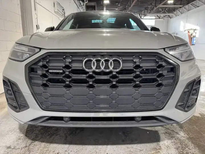 Audi Q5 2022 photo 2