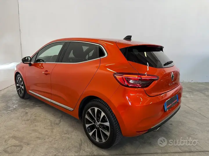Renault Clio 2023 photo 3