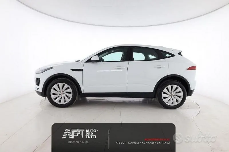 Jaguar E-Pace 2018 photo 2