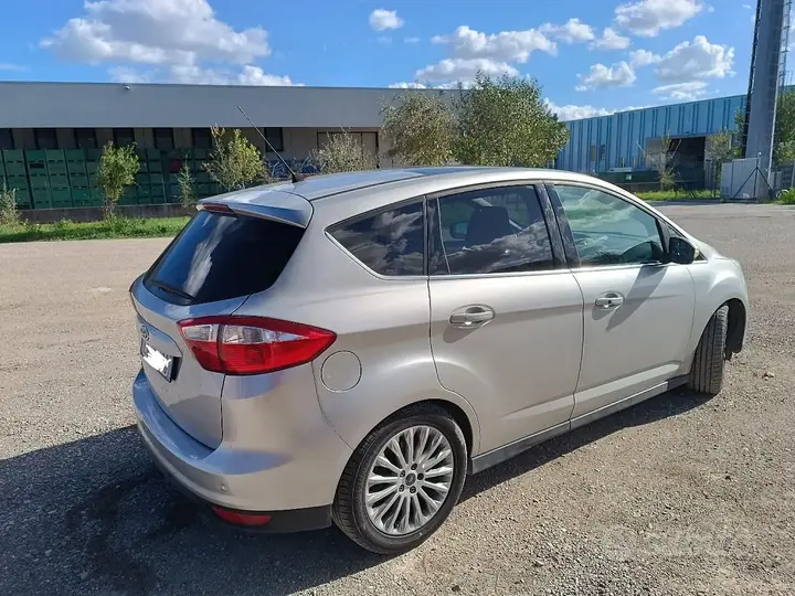 Ford C-Max 2011 photo 2