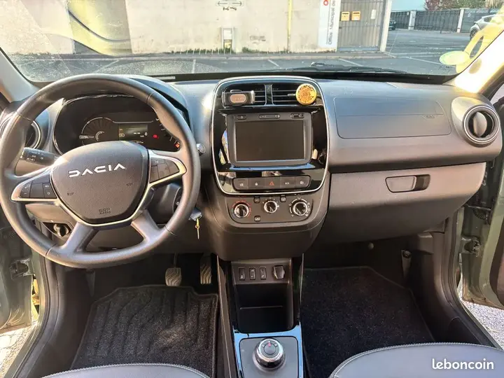 Dacia Spring 2023 photo 3
