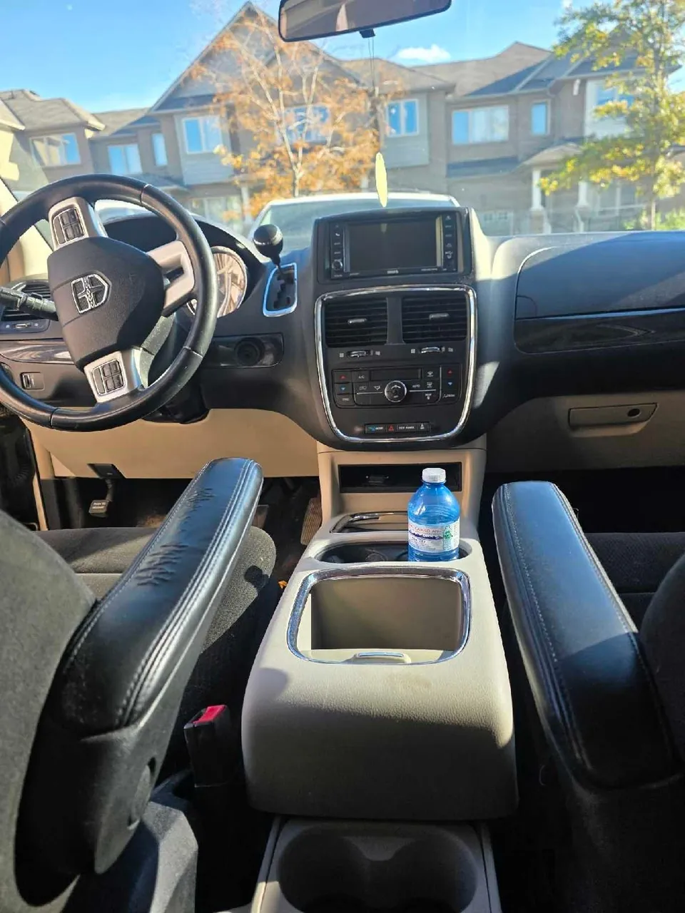 Dodge Caravan 2015 photo 3