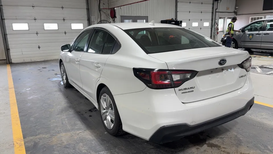 Subaru Legacy 2020 photo 3