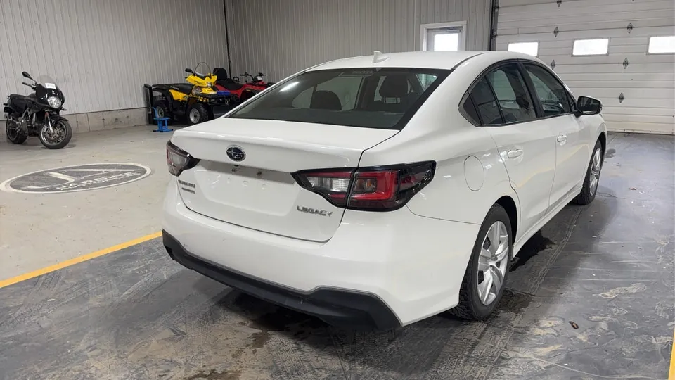 Subaru Legacy 2020 photo 5