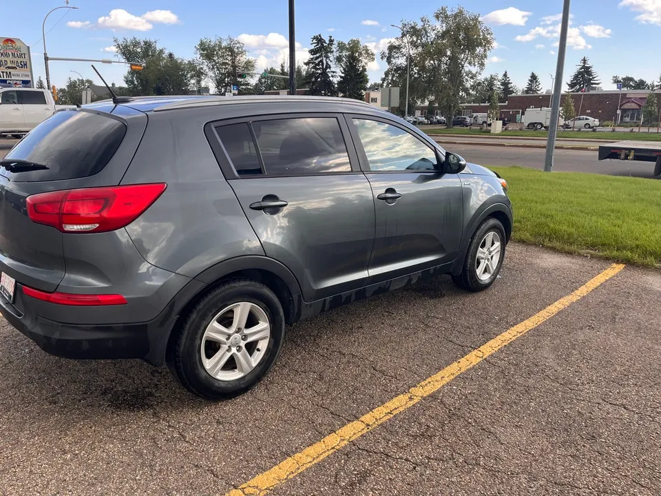 Kia Sportage 2015 photo 2