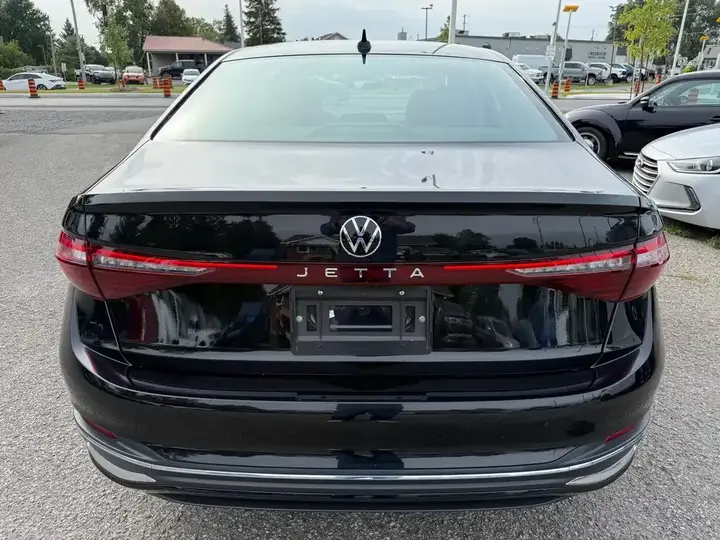 Volkswagen Jetta 2025 photo 4