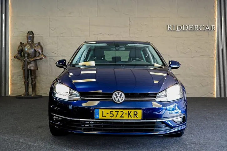 Volkswagen Golf 2017 photo 2
