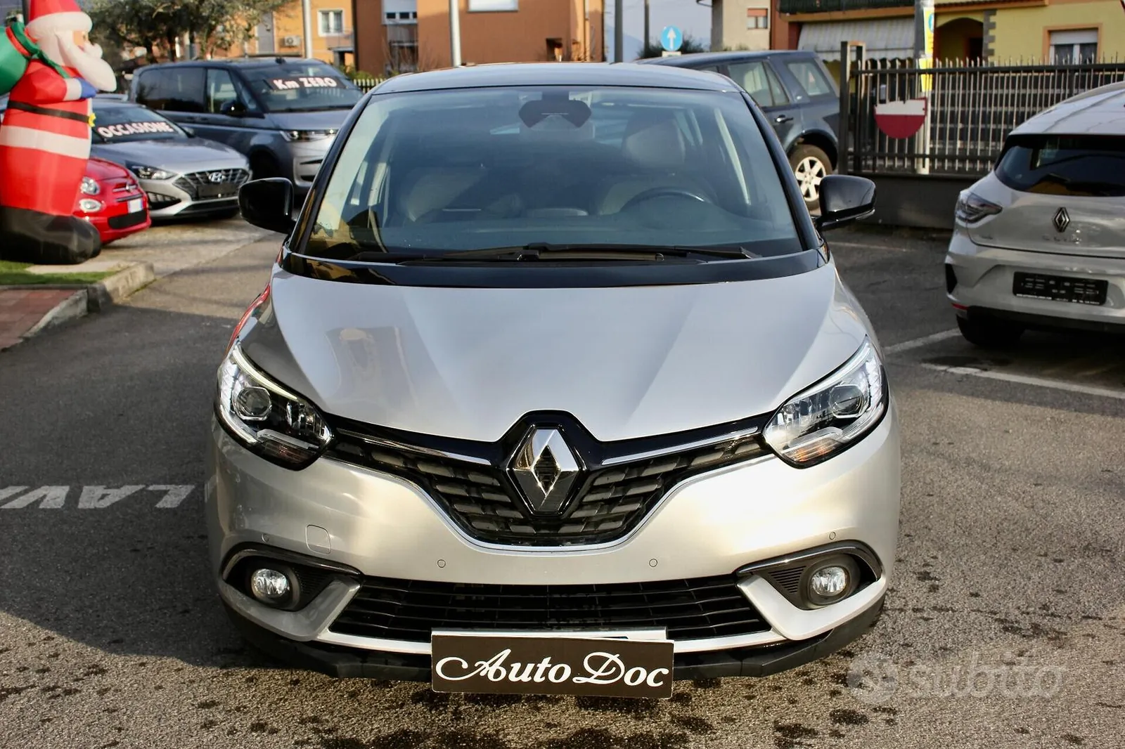 Renault Scenic 2017 photo 2