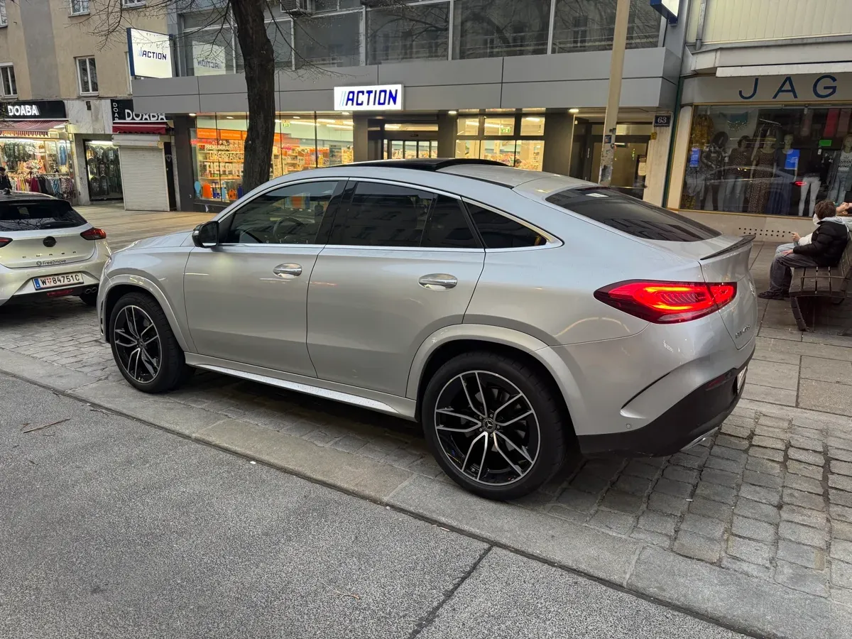 Mercedes-Benz Gle-Class 2021 photo 2