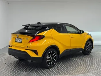 Toyota C-Hr 2020 photo 4