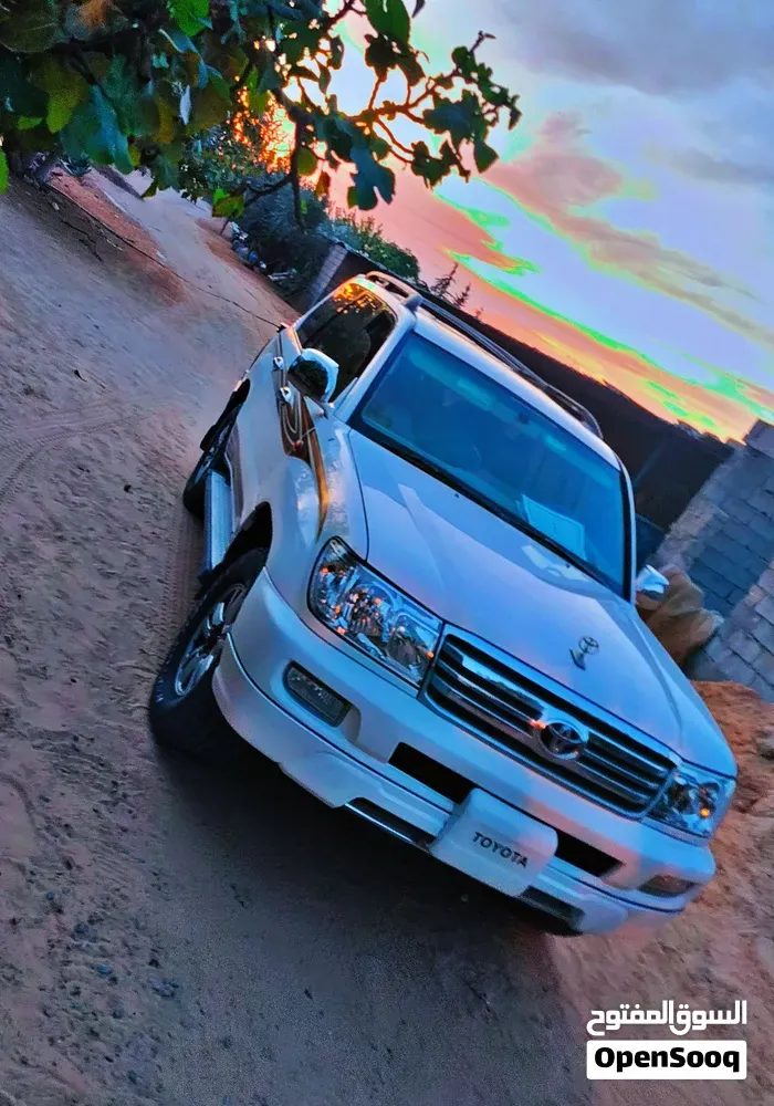 Toyota Hilux 2024 photo 4