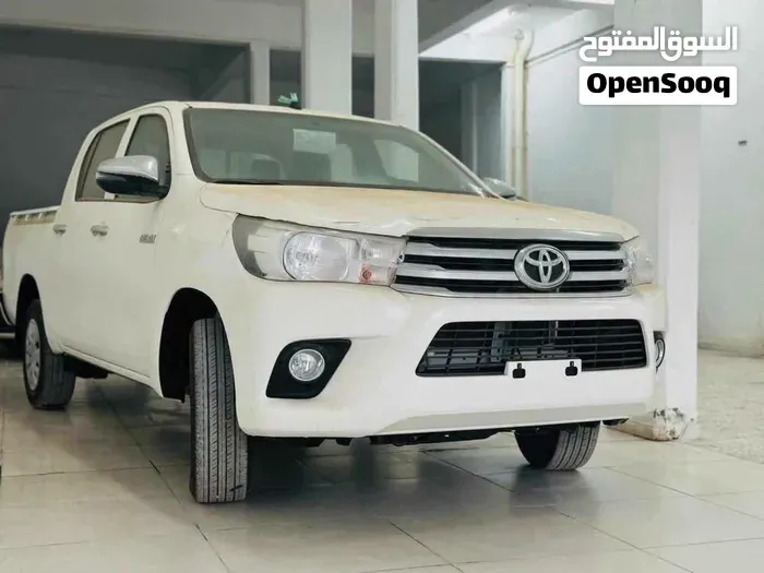 Toyota Hilux 2024 photo 3