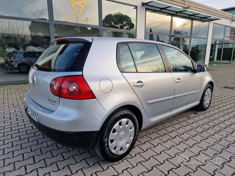 Volkswagen Golf 2005 photo 5