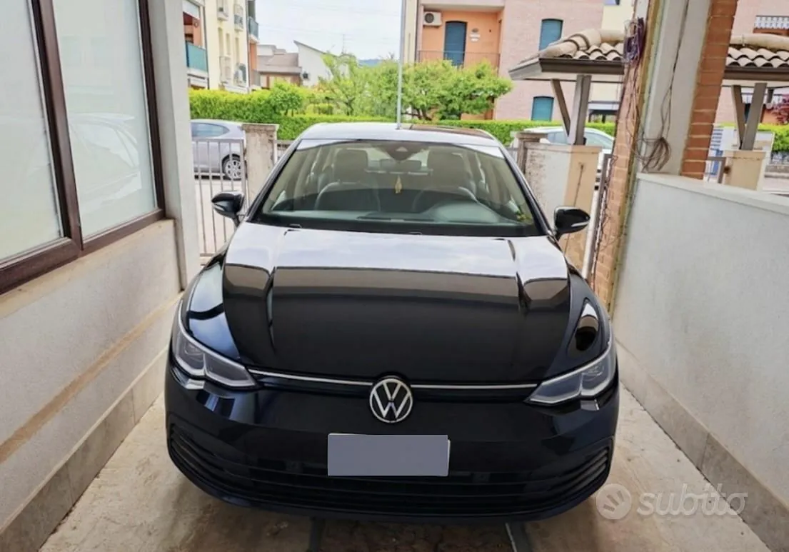 Volkswagen Golf 2021 photo 2
