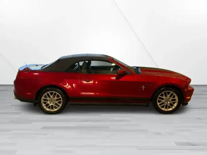 Ford Mustang 2012 photo 4