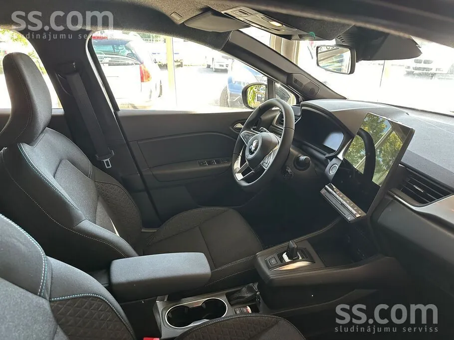 Mitsubishi Grandis 2026 photo 5