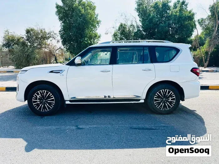 Nissan Patrol 2012 photo 4
