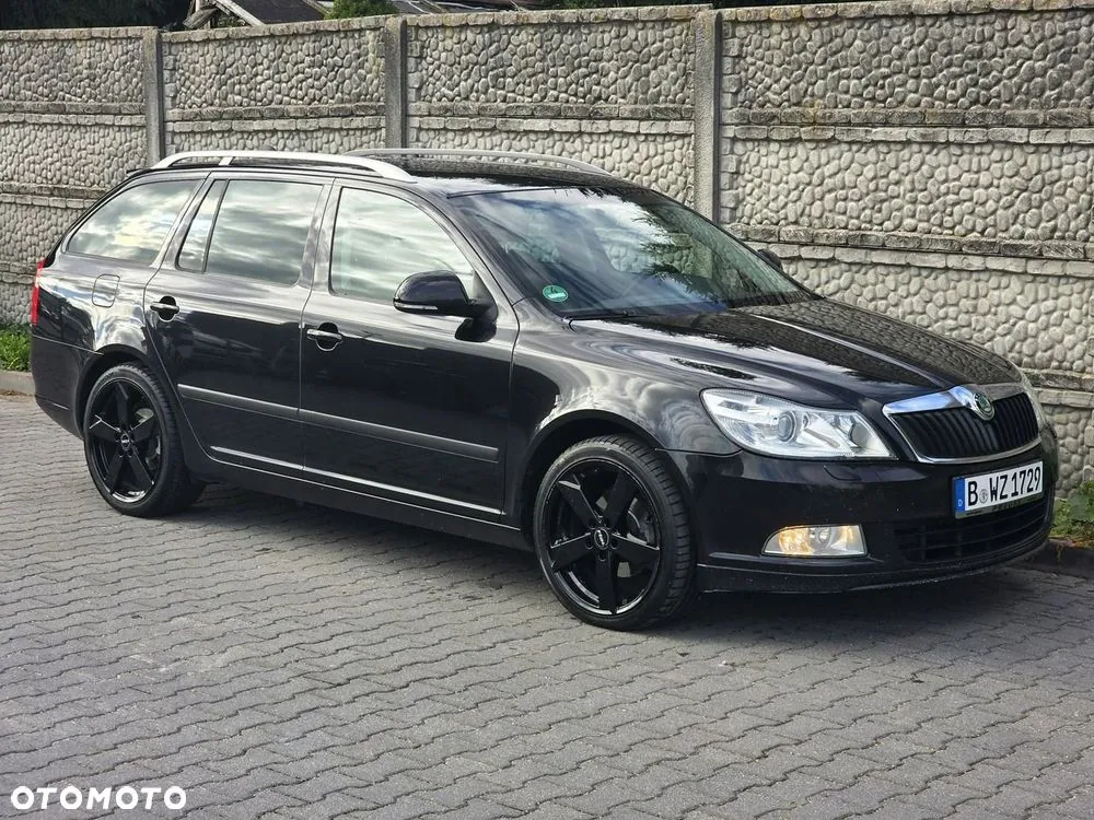 Skoda Octavia 2012 photo 3