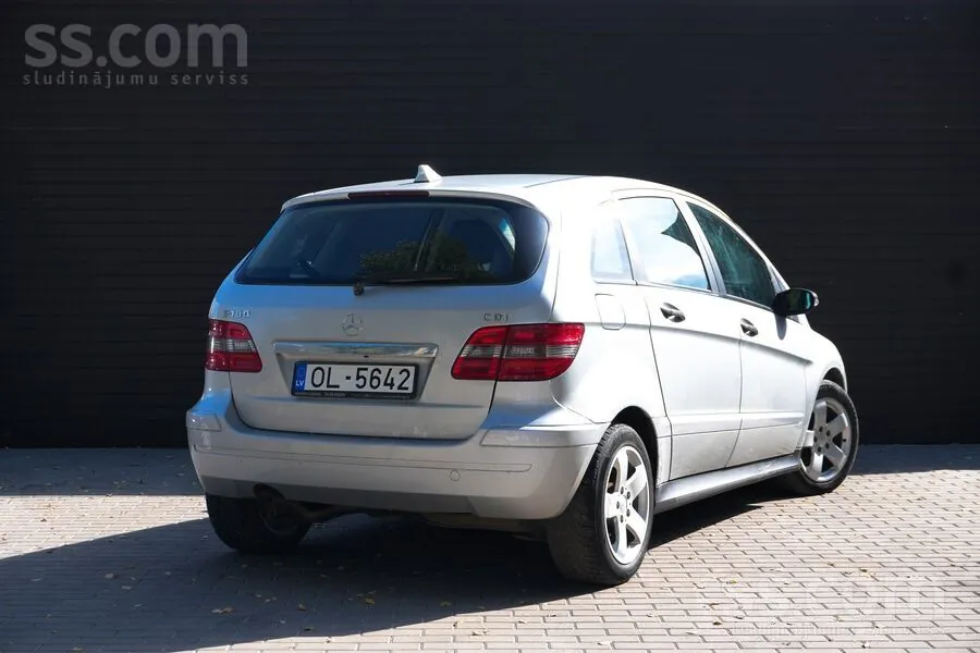 Mercedes-Benz B180 2005 photo 3