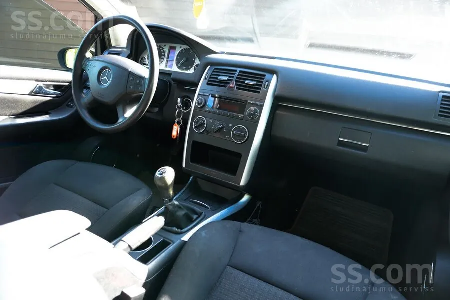 Mercedes-Benz B180 2005 photo 5