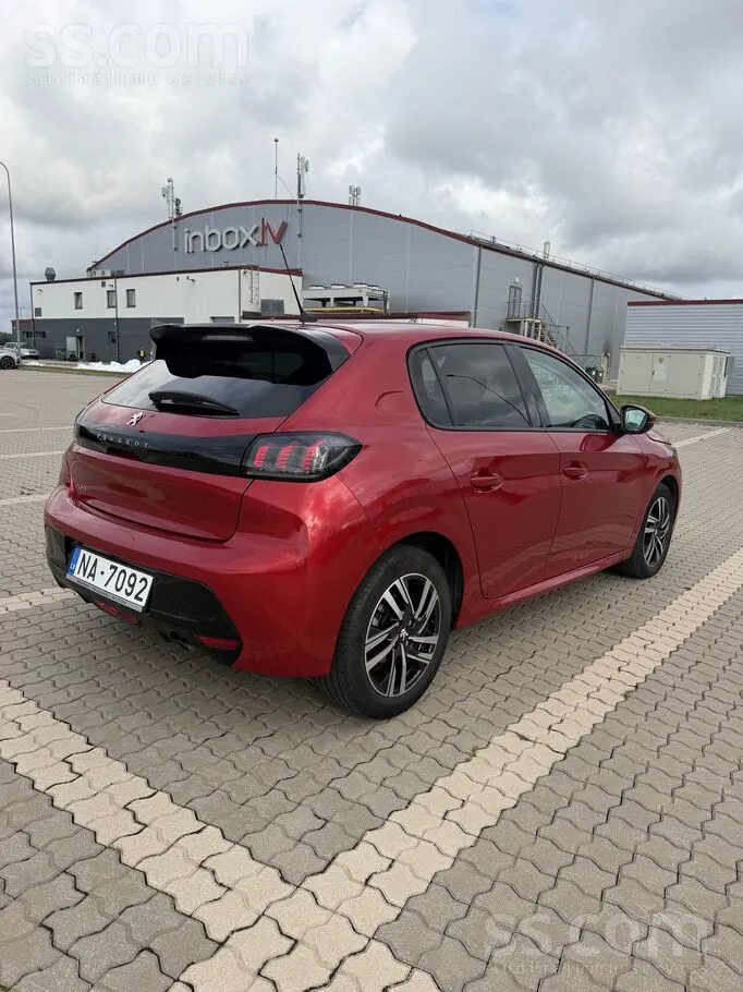 Peugeot 208 2021 photo 4