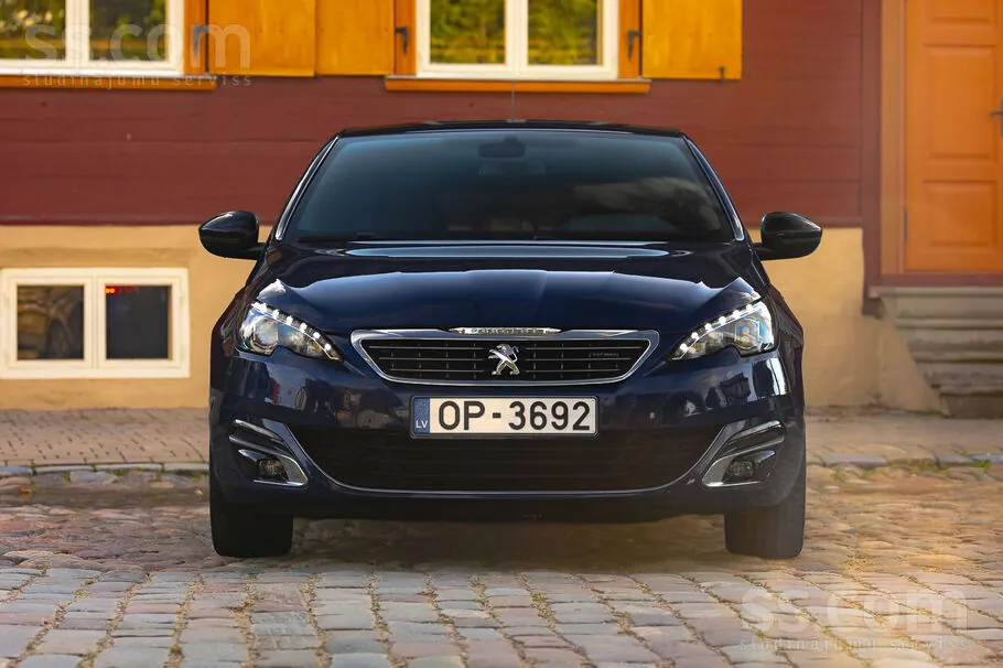 Peugeot 308 2016 photo 2