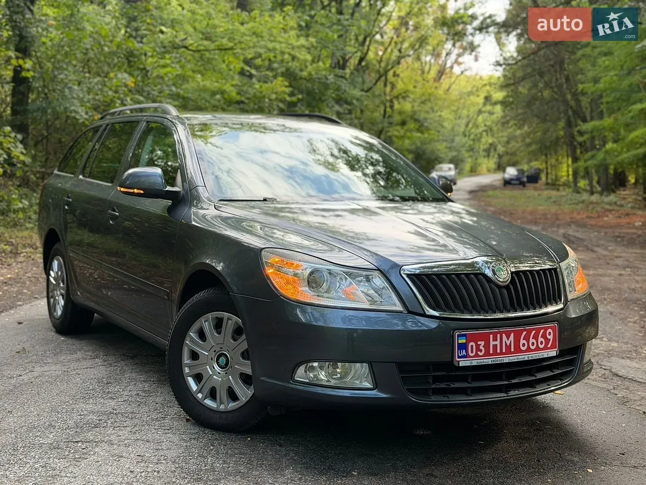 Skoda Octavia 2010 photo 2