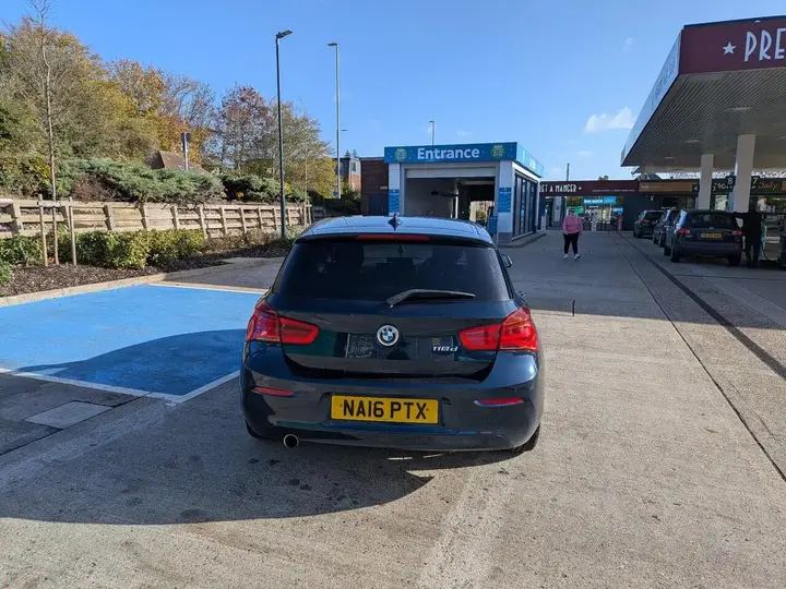 BMW 1 Series 2016 photo 3