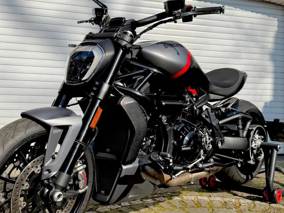 Ducati X Diavel Black Edition