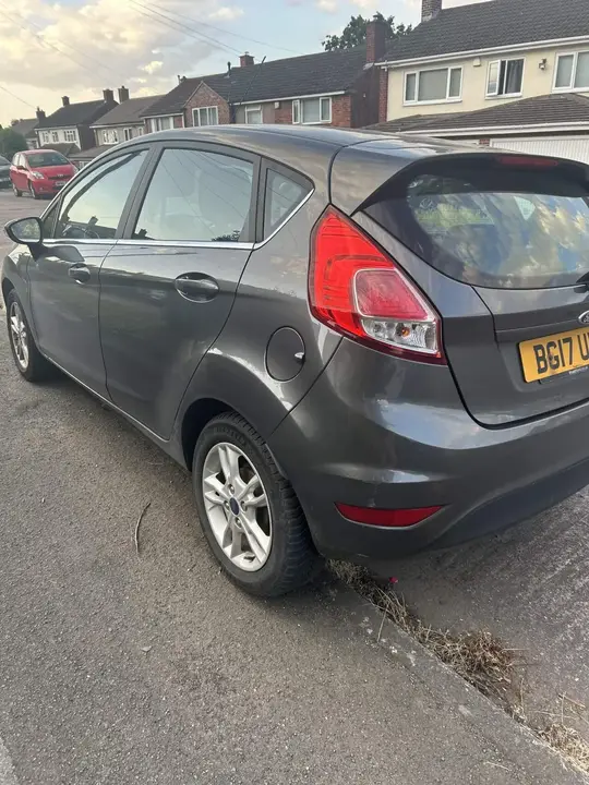 Ford Fiesta 2017 photo 2