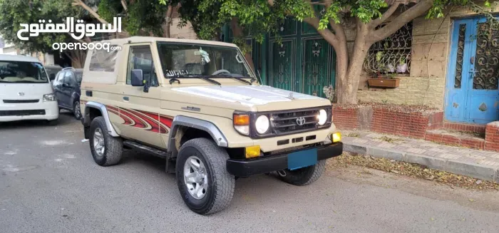 Toyota Land Cruiser
