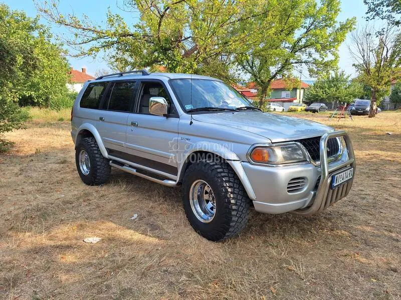 Mitsubishi Pajero Sport 2003 photo 4