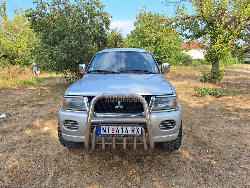 Mitsubishi Pajero Sport 2003 photo 3