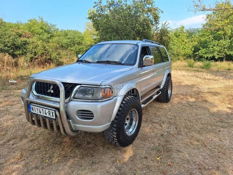 Mitsubishi Pajero Sport 2003 photo 2
