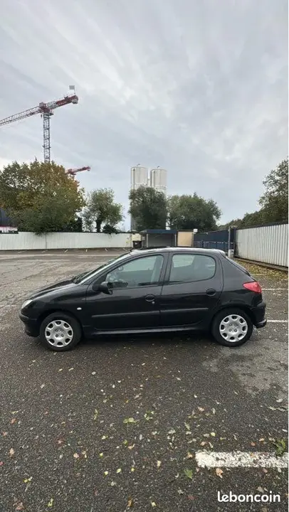 Peugeot 206