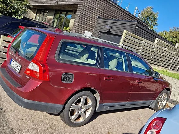 Volvo V70 2008 photo 3