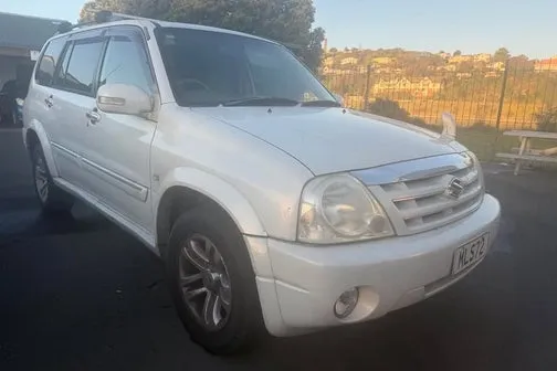 Suzuki Escudo