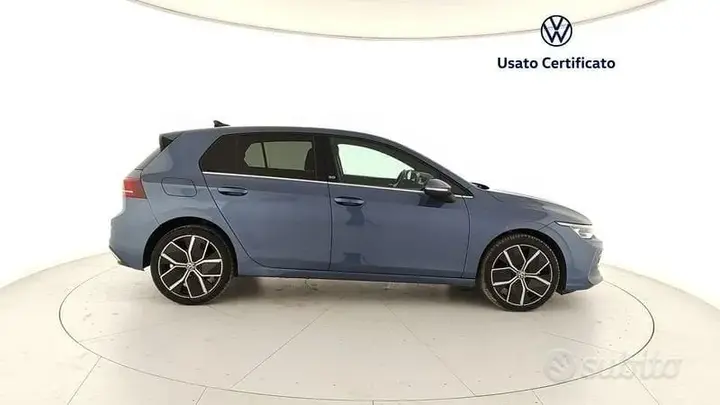 Volkswagen Golf 2024 photo 4