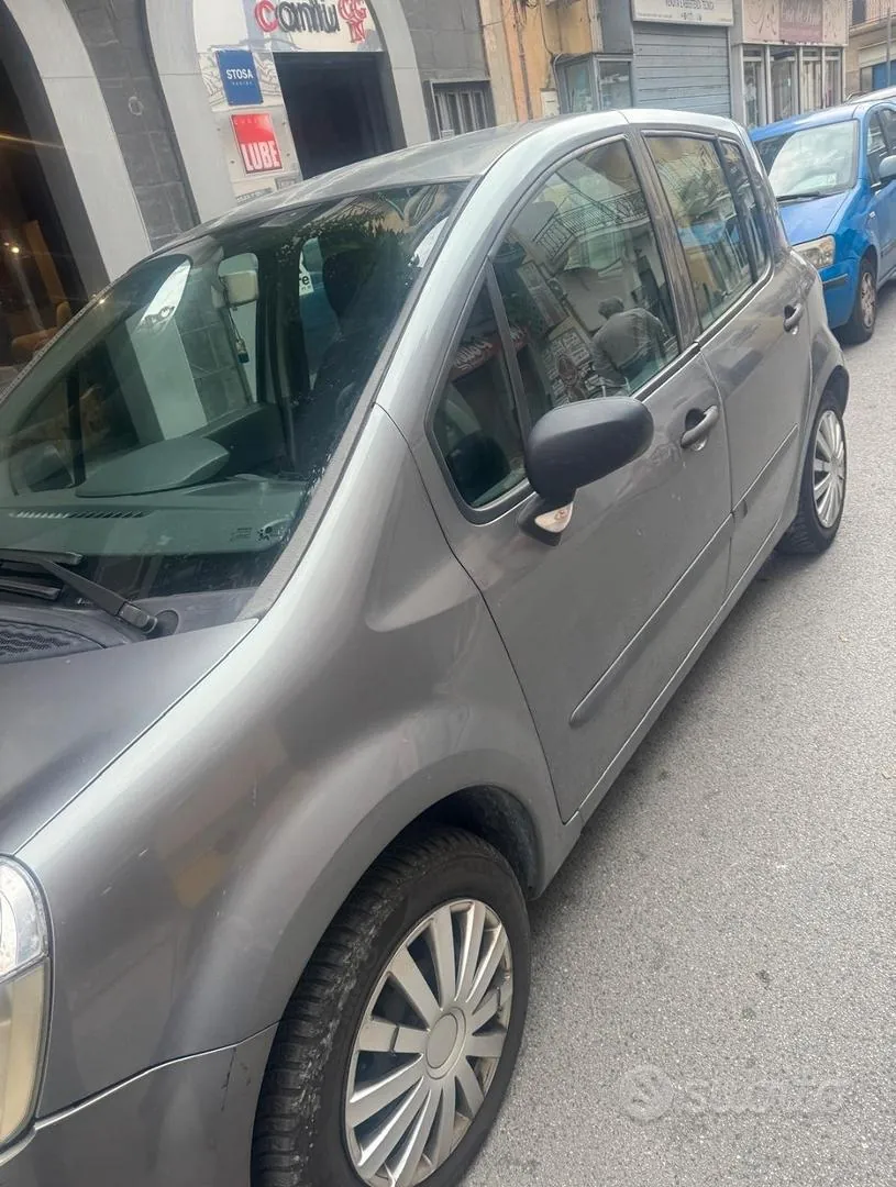 Renault Modus 2007 photo 2