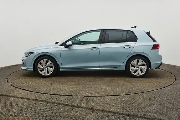 Volkswagen Golf I 2025 photo 2