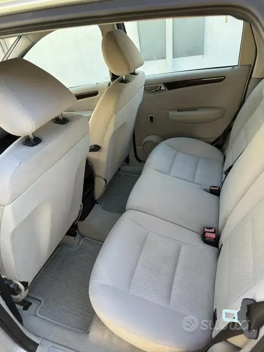 Mercedes-Benz A 2007 photo 4