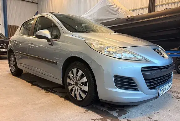 Peugeot 207 2010 photo 5