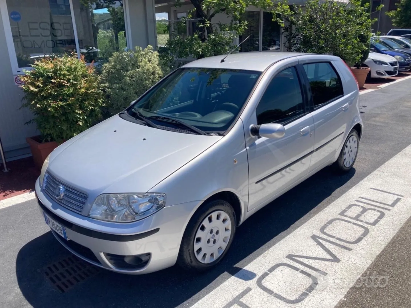 Fiat Punto 2008 photo 2
