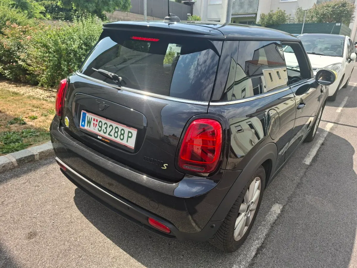Mini Cooper 2022 photo 2