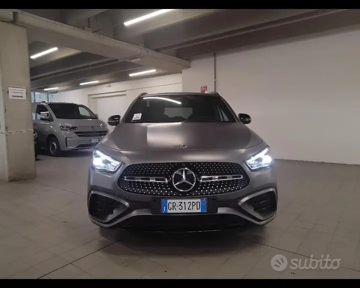 Mercedes-Benz Gla 2023 photo 2