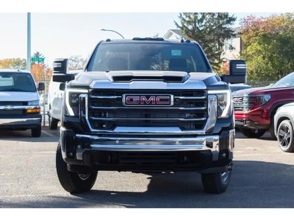 GMC Sierra 3500Hd 2026 photo 2